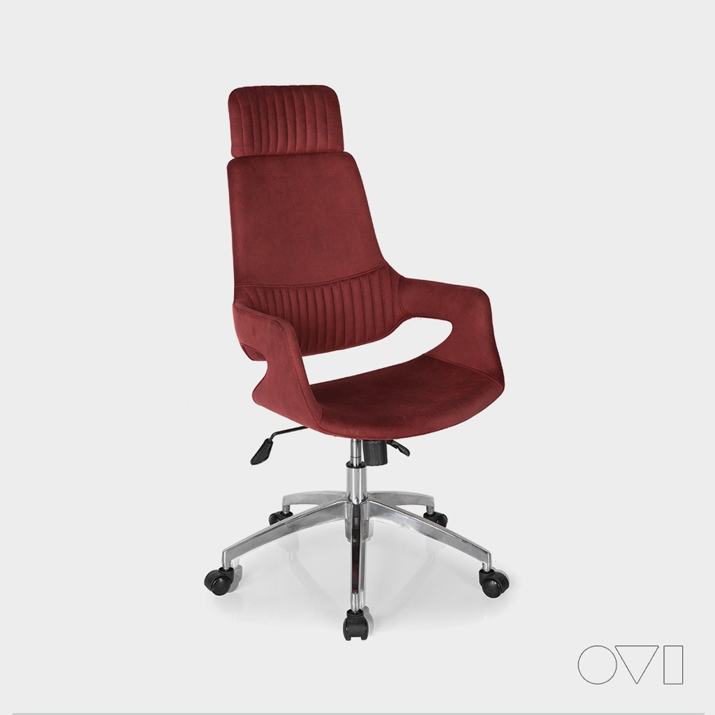 QUARO II MANAGER CHAIR